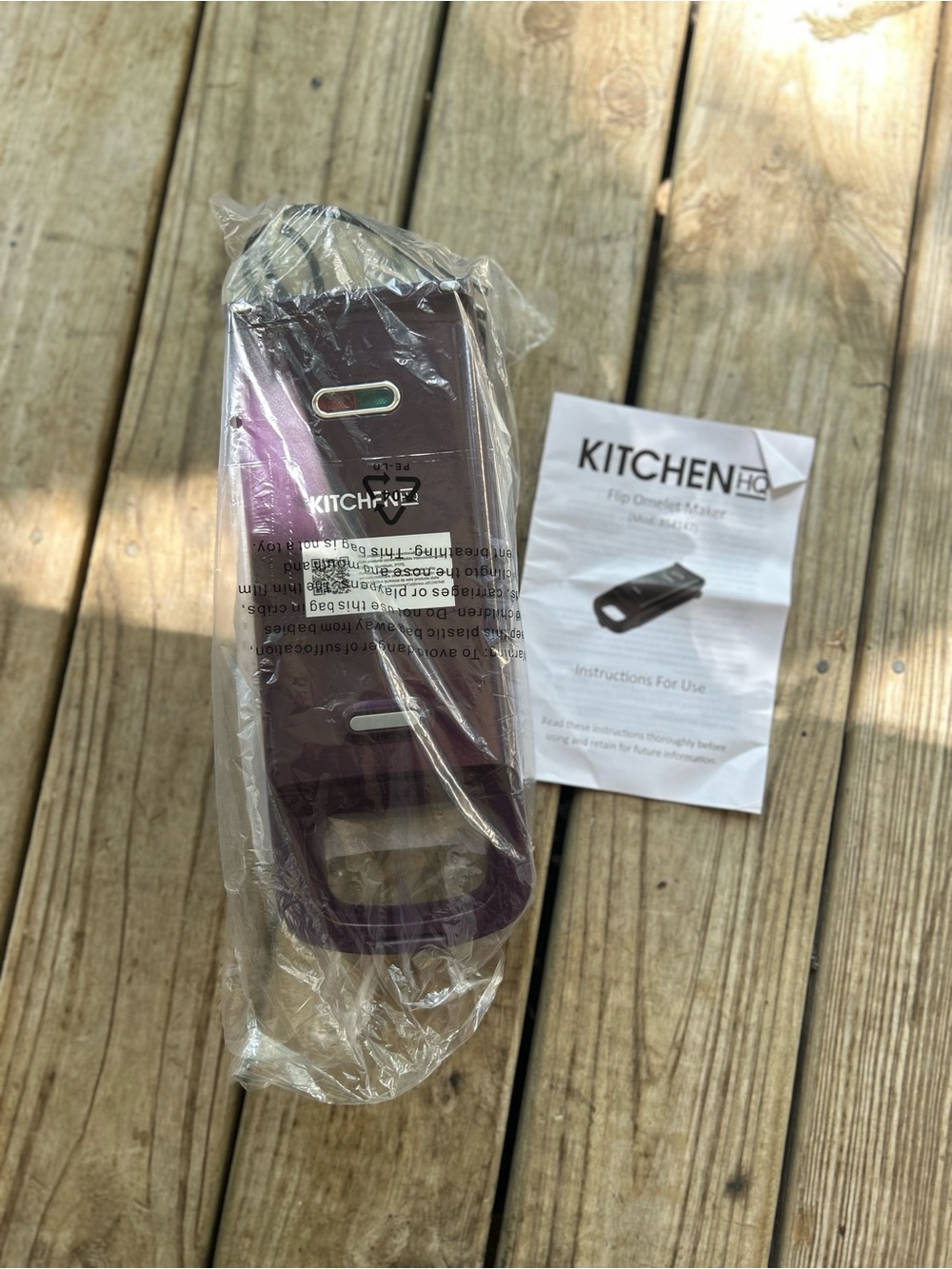 Purple Flip Omelette Maker - Compact Electric Egg Cooker